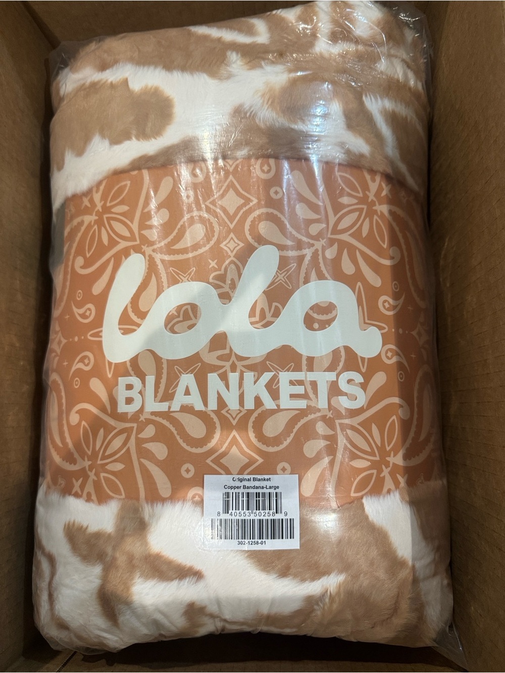 Lola Blankets/Copper Bandana/Faux Fur Throw/Blanket/NWT! NIB! SEALED! NEW LAUNCH - Picture 7 of 16